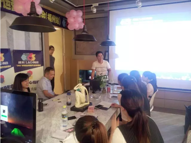 1481357072253844.png blob.png