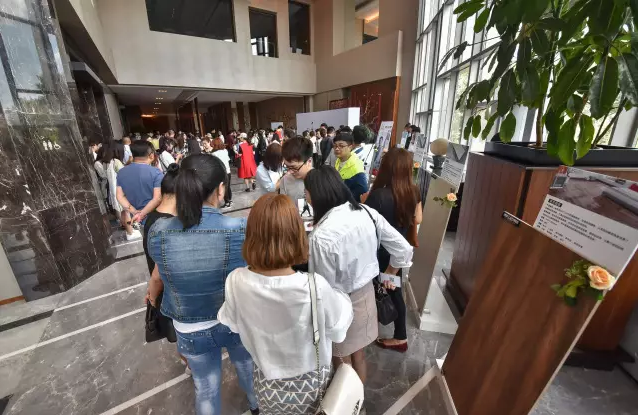 1497689328114176.png blob.png